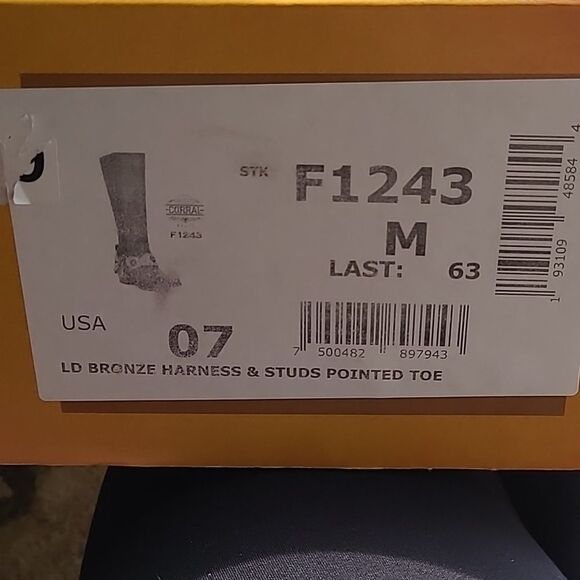 Corral Ladies Bronze Harness & Studs Pointed Toe Boots Size 7M NWT - Picture 6 of 6